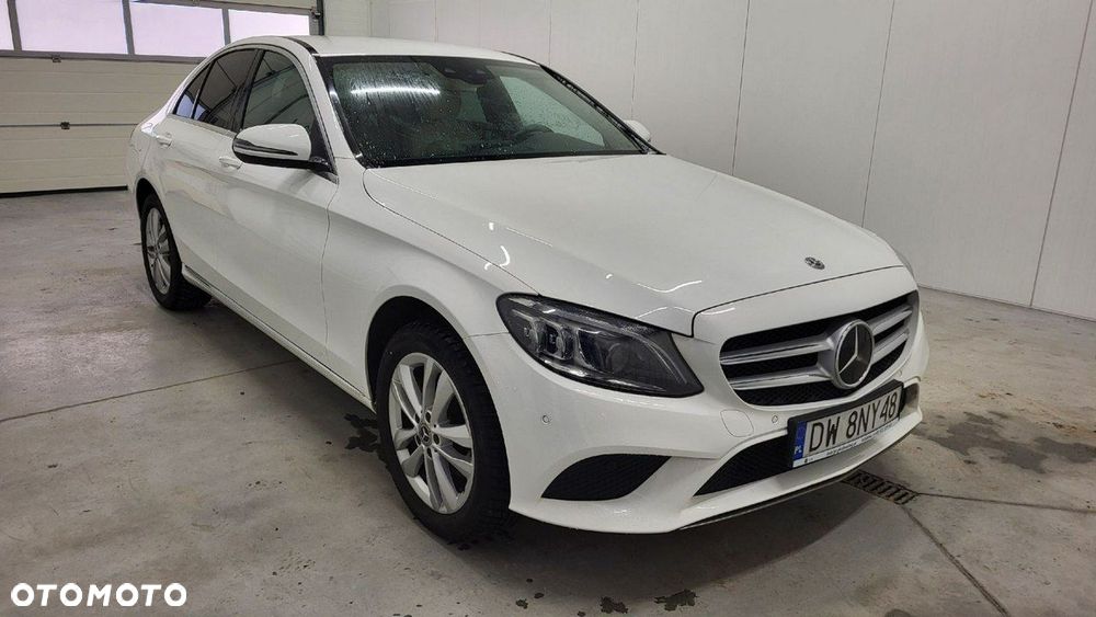 Mercedes-Benz Klasa C 200 4MATIC 9G-TRONIC - 3