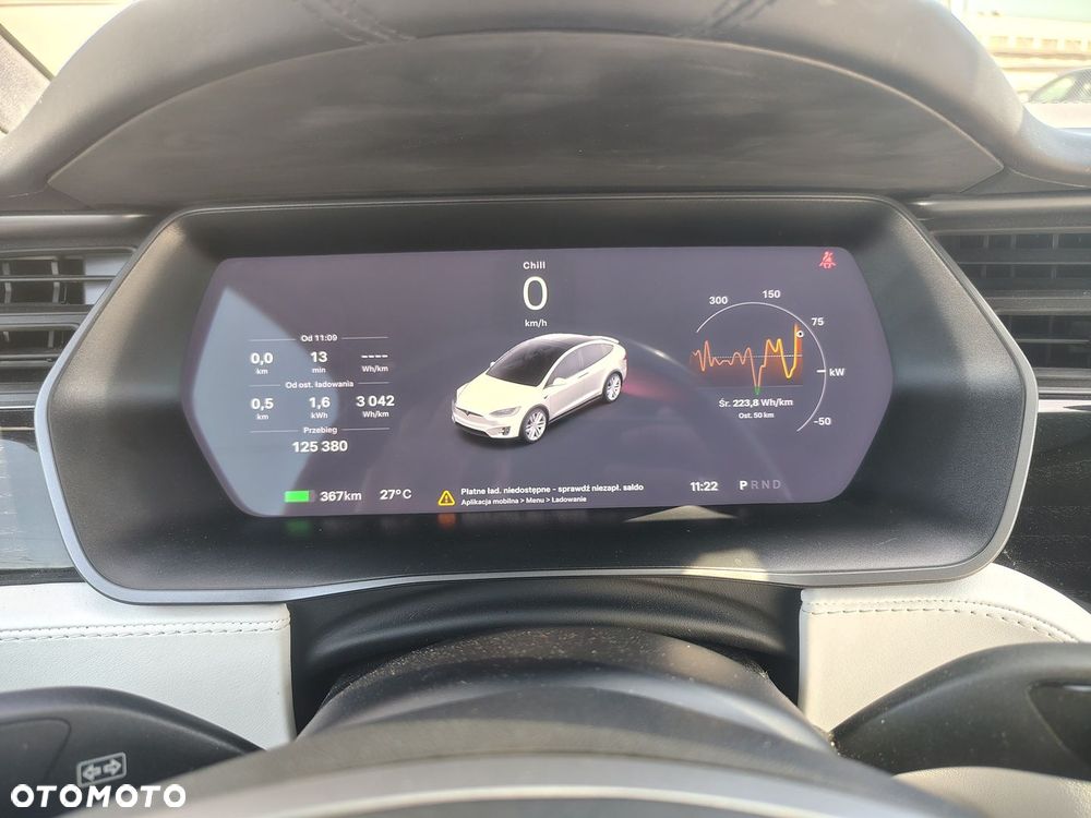 Tesla Model X - 18