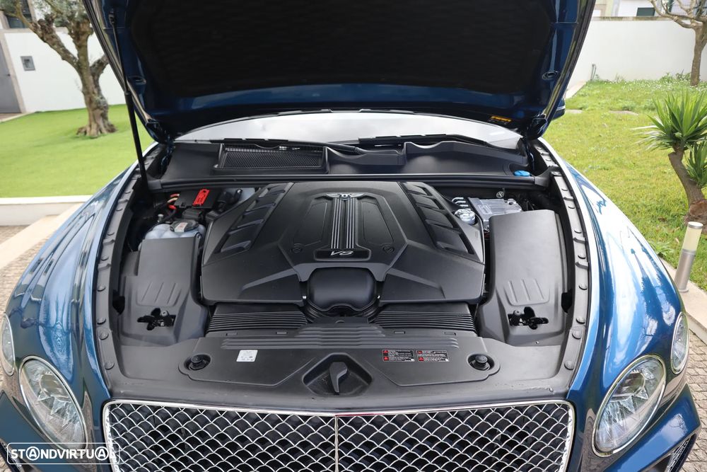 Bentley Bentayga V8 Azure - 15