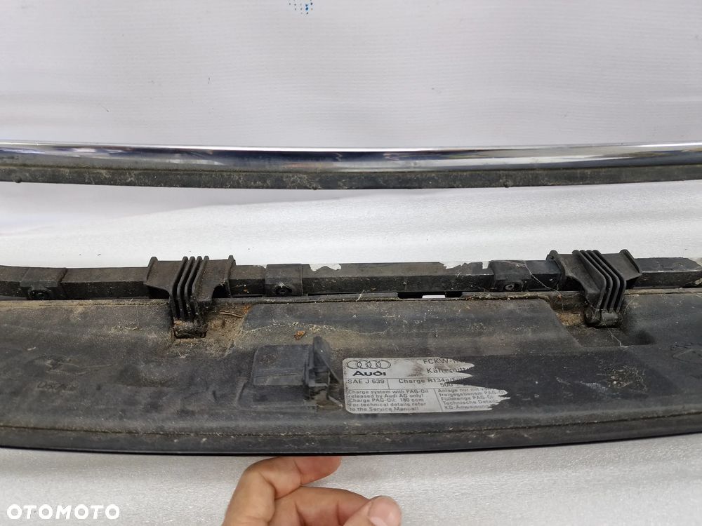 AUDI A2 8Z0 99- ATRAPA / GRILL PRZEDNI PRZÓD , NR 8Z0853692A , NR AUKCJI GR83 - 10