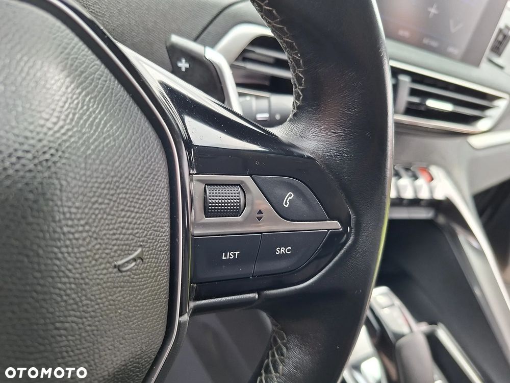 Peugeot 3008 - 16