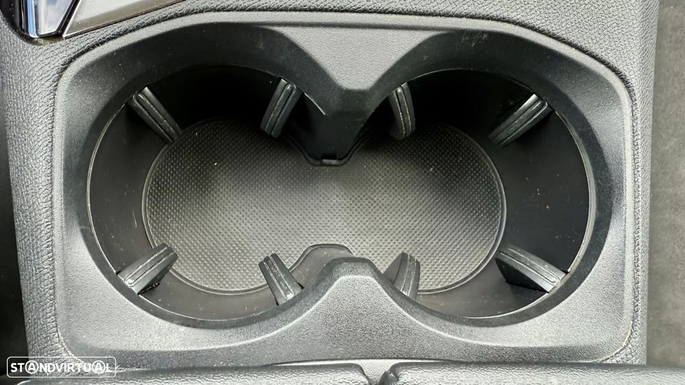 Peugeot 3008 PureTech 130 Stop & Start GPF EAT8 Crossway - 36