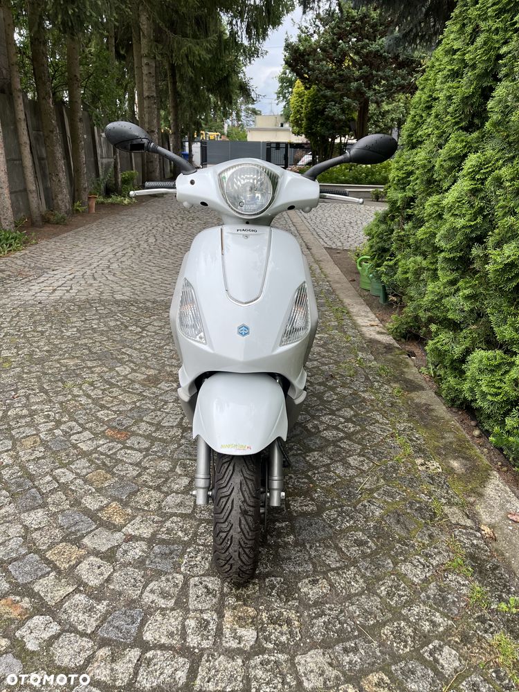 Piaggio FLY - 6