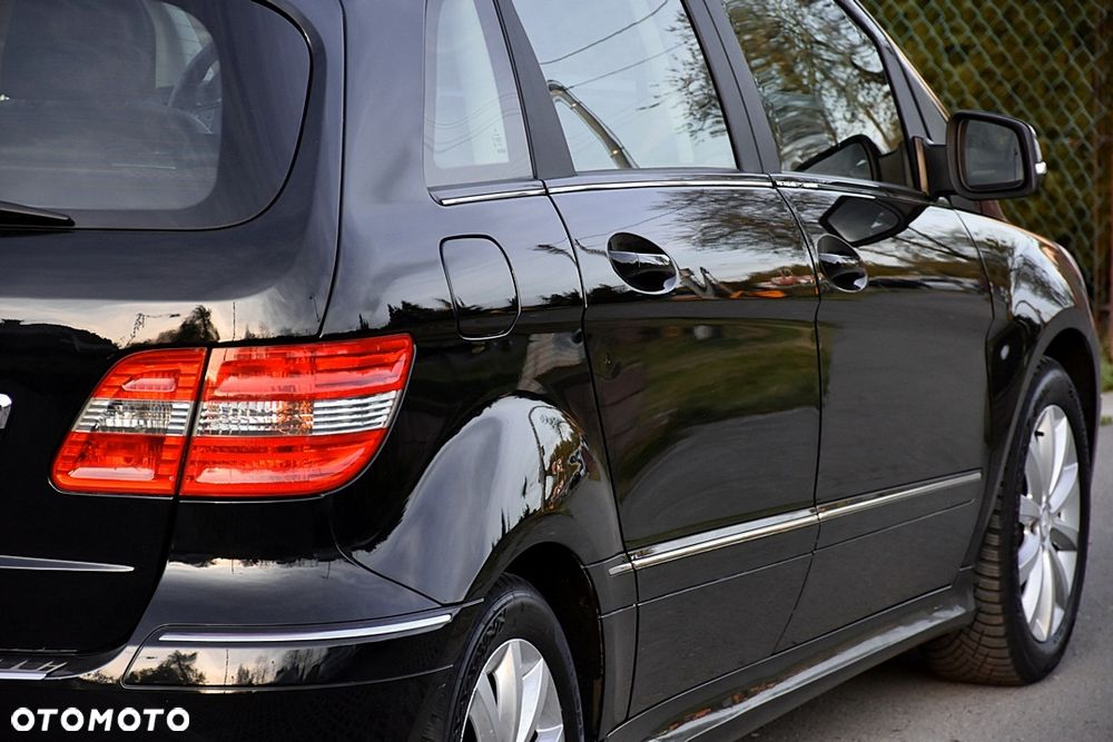 Mercedes-Benz Klasa B 180 BlueEFFICIENCY SPORT EDITION - 12