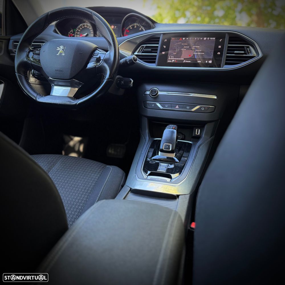 Peugeot 308 BlueHDi FAP 130 EAT6 Stop & Start Active - 11