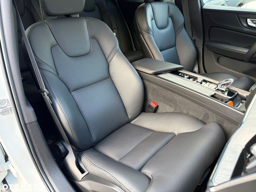 Volvo V60 B4 D Inscription - 37
