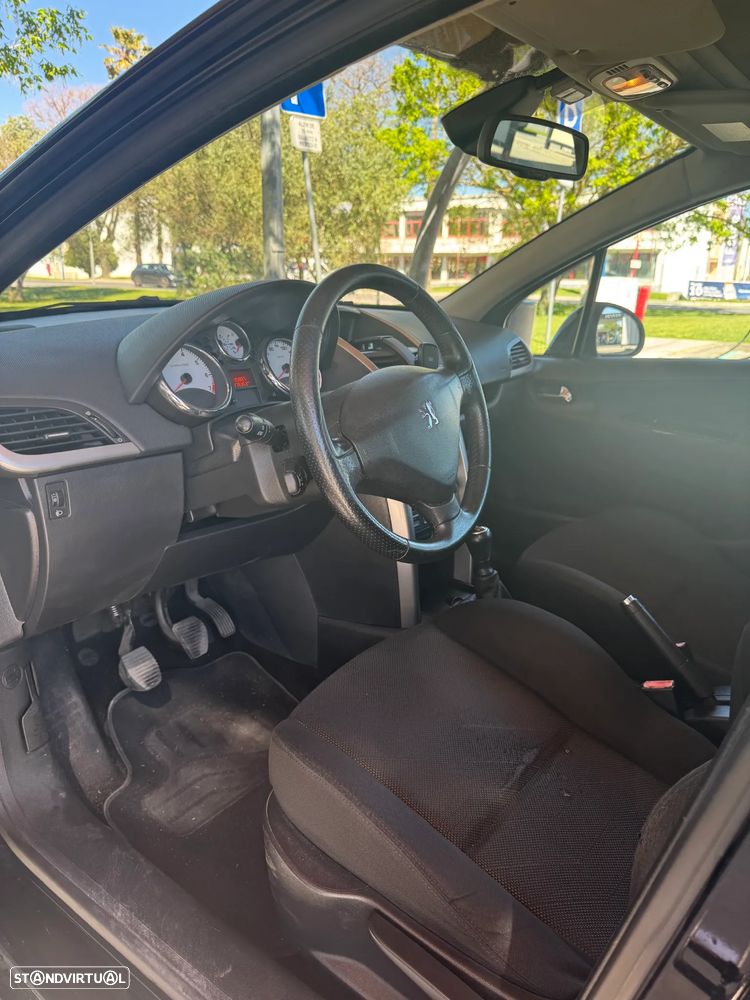 Peugeot 207 SW 1.4 Premium - 10