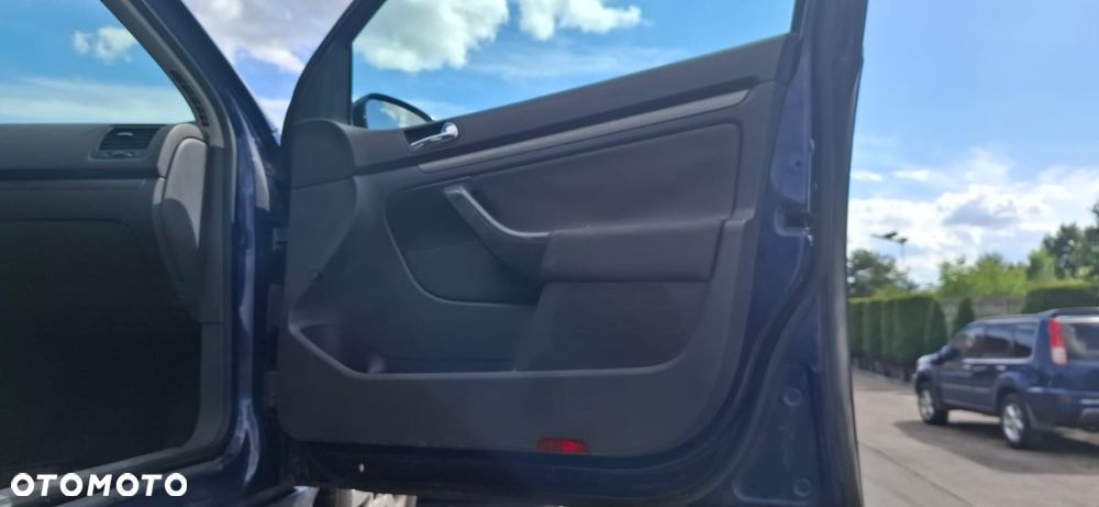 VW GOLF V 1.9 TDI BKC 03-09 RADIO - 11