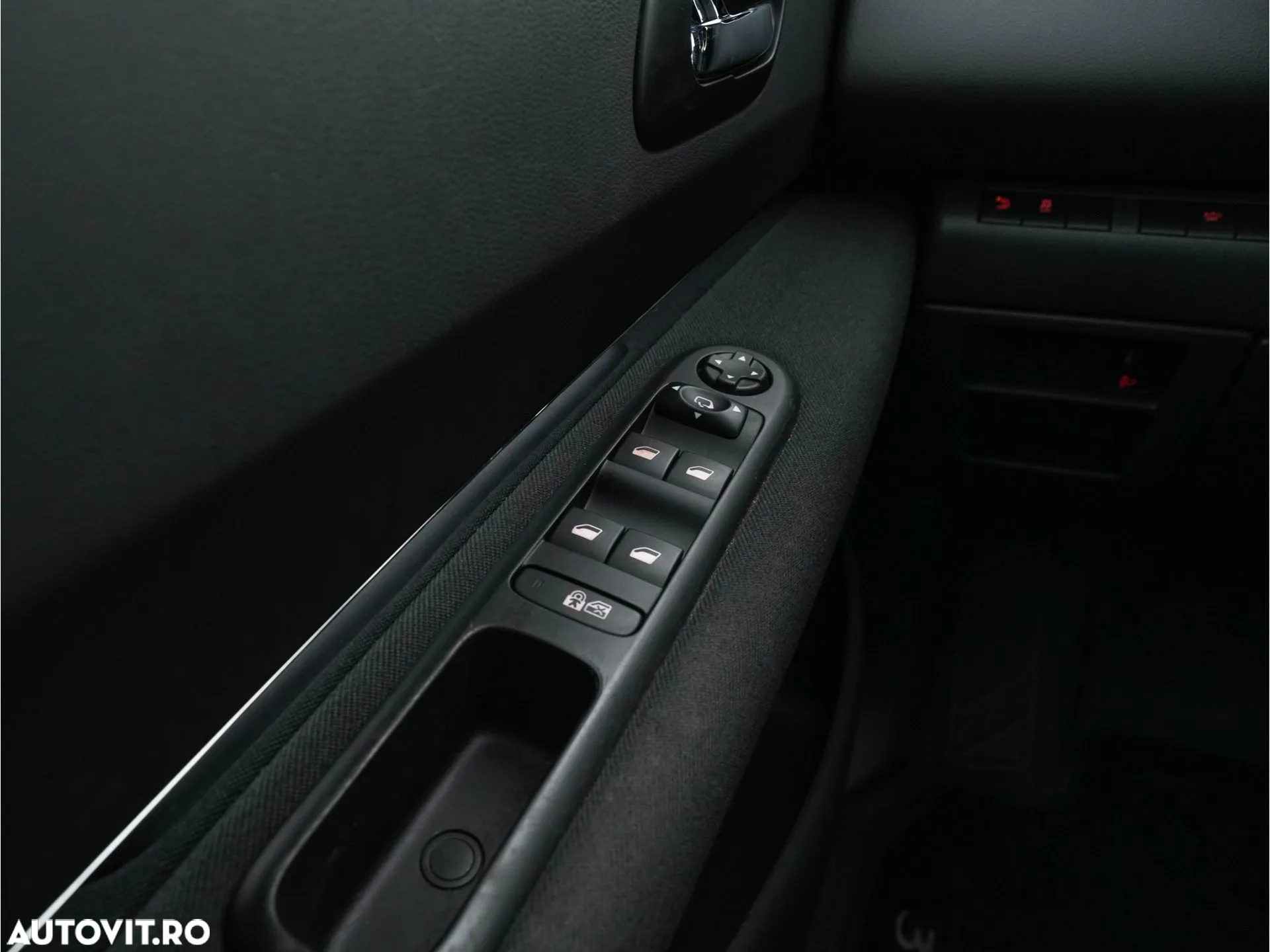Peugeot 3008 HYbrid4 2.0 HDI FAP BMP - 25