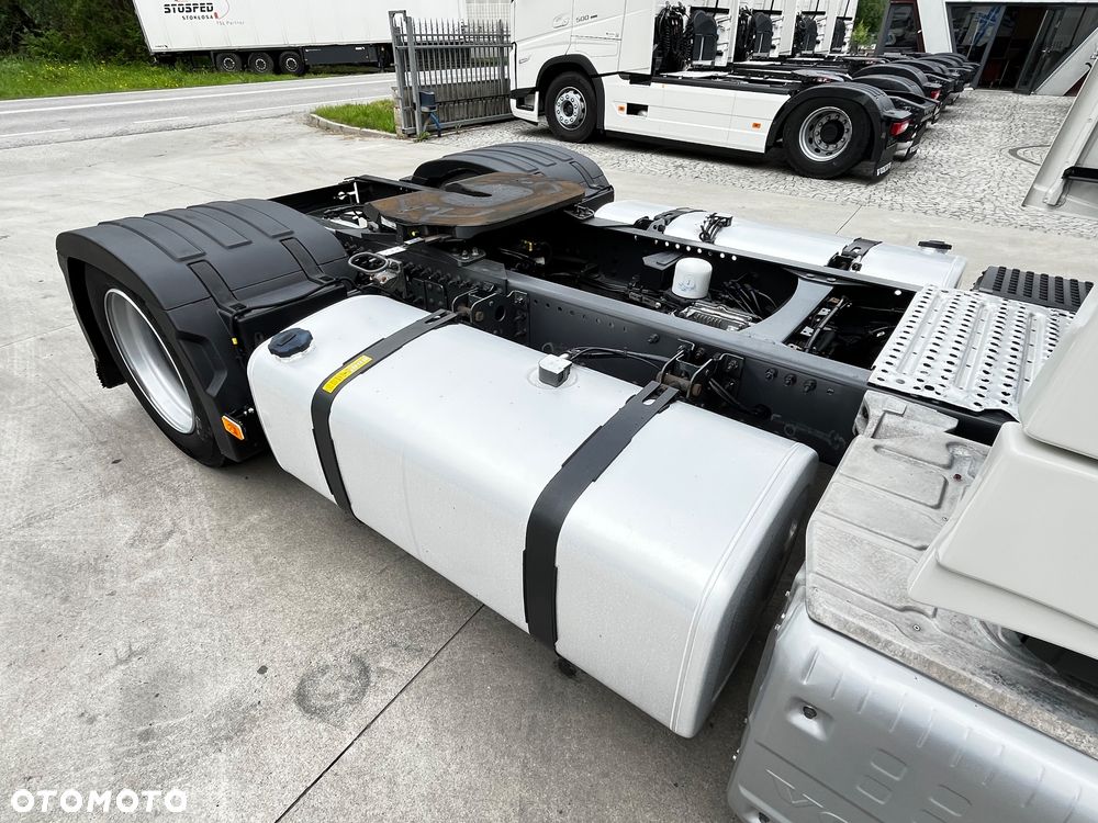 Volvo FH 500 // Mega // 2021 // Euro 6 motor // ACC // Led // Idealny !!! - 16