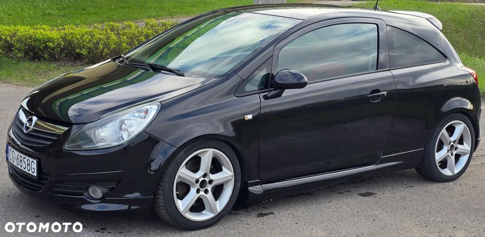 Opel Corsa 1.6T GSI - 11