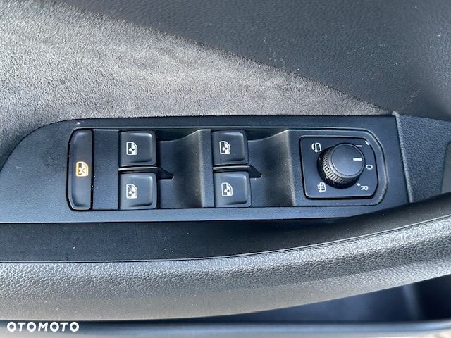 Skoda Kamiq 1.5 TSI DSG Selection - 33