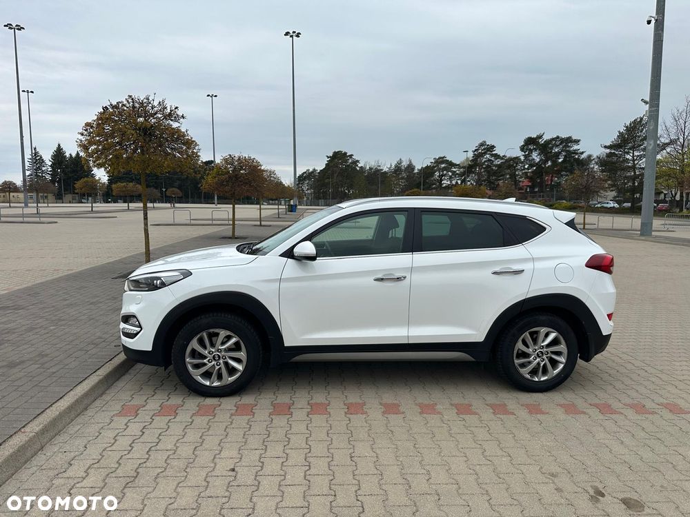 Hyundai Tucson 1.6 GDI BlueDrive Style 2WD - 1