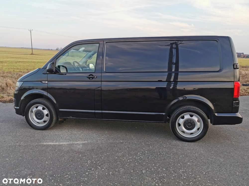 Volkswagen Transporter T6 2.0 TDi DSG L1H1 VAT-1 bardzo bogaty Faktura Vat 23% - 19
