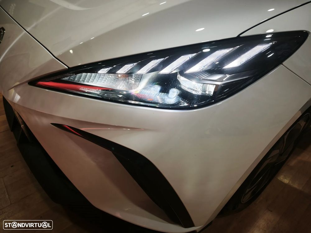 MG MG4 51 kWh Standard - 46