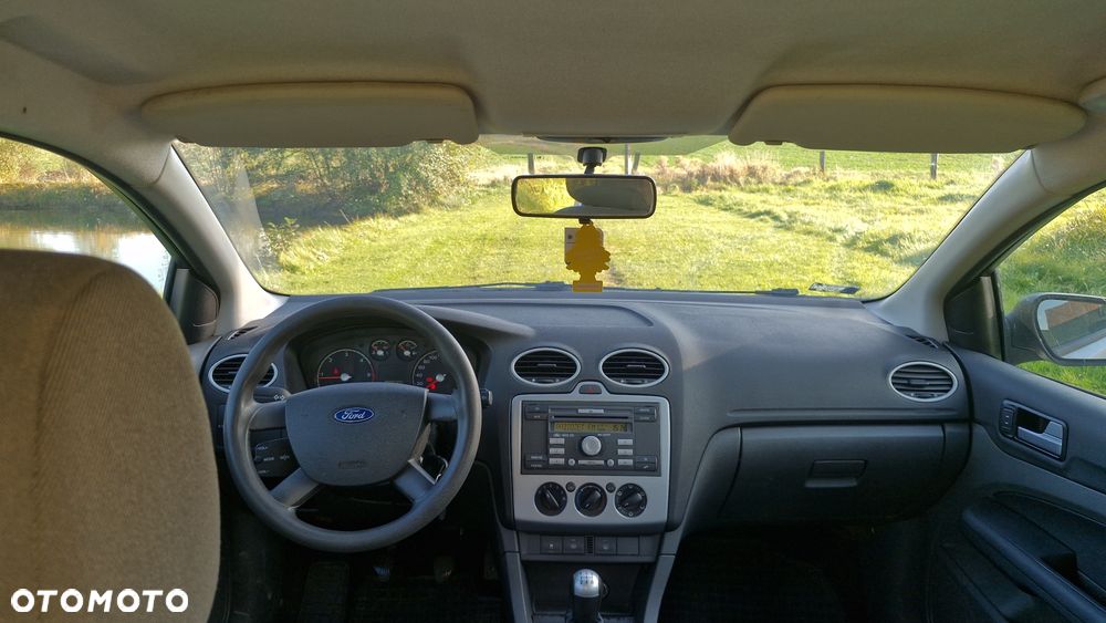 Ford Focus - 8