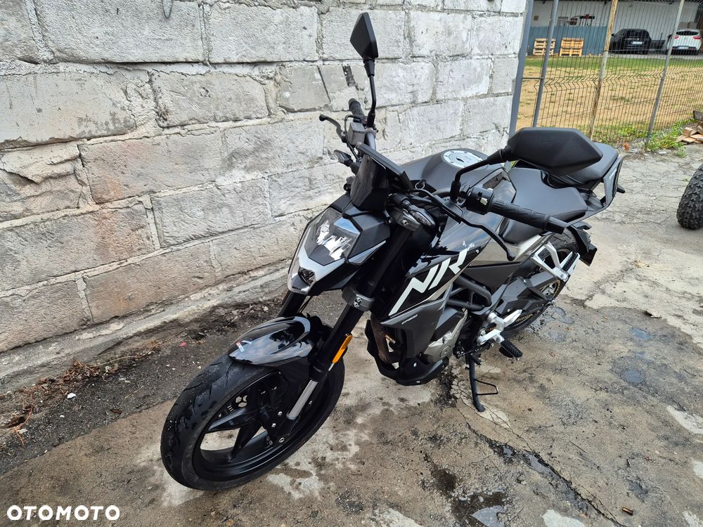 CFMoto 300NK - 18