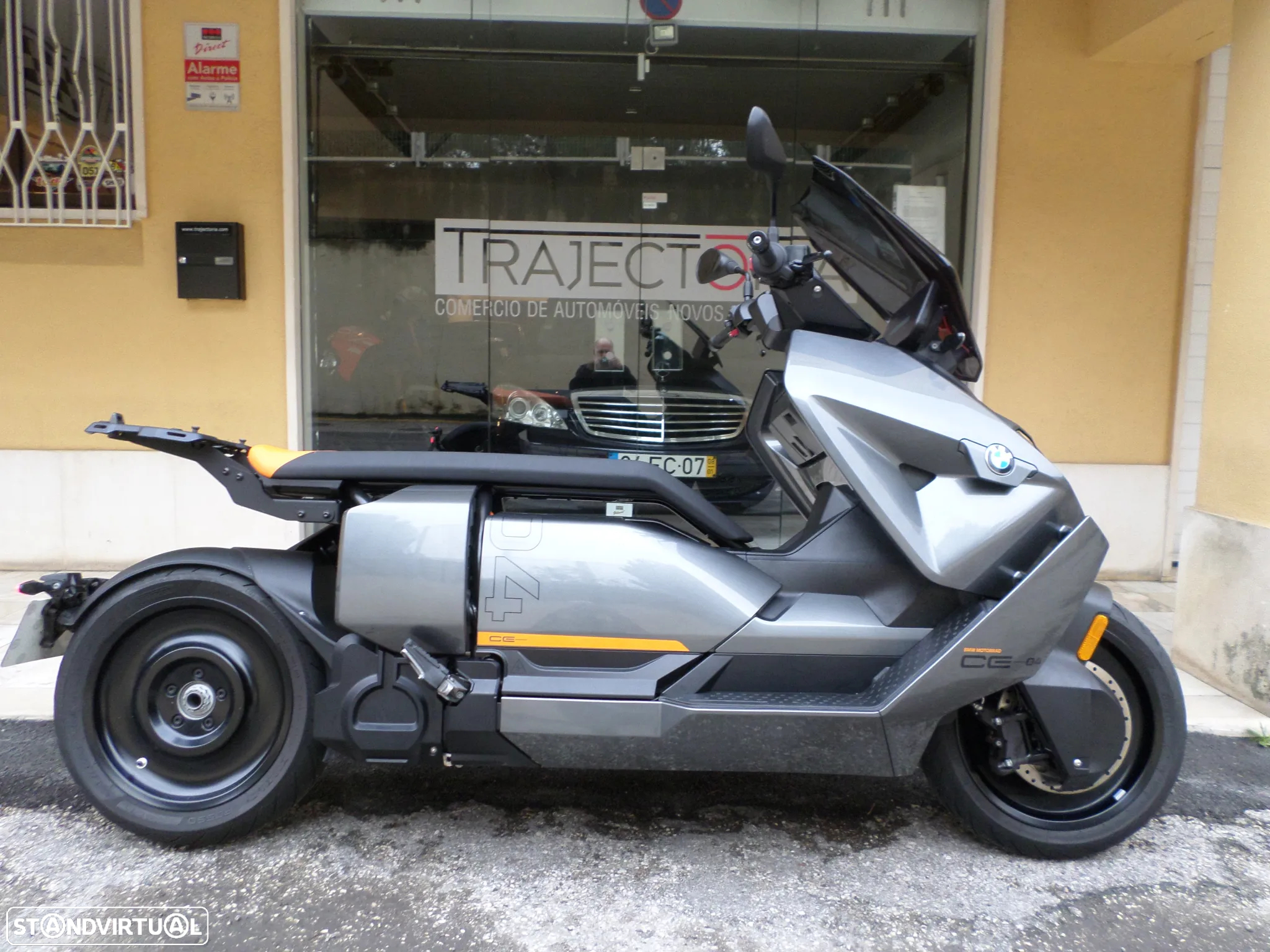 BMW CE 04 - 2