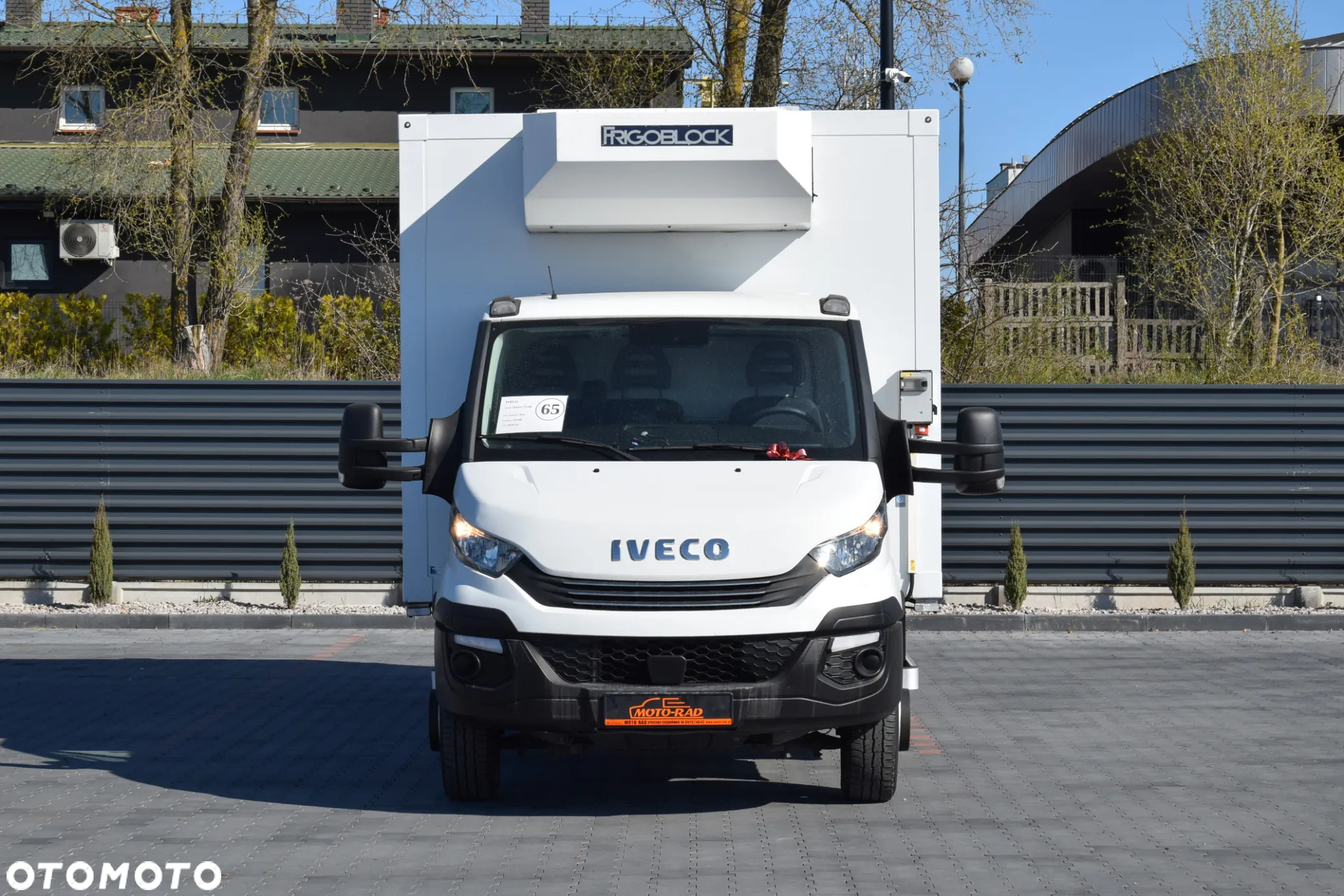 Iveco DAILY 70C18 / 3.0 - 180 KM / AUTOMAT HI-MATIC / 3 OSOBY / CHŁODNIA - MROŹNIA 4,55 M / AGREGAD FRIGOBLOCK / WINDA SORENSEN / KLIMA / TEMPOMAT / KAMERA COFANIA / REGULOWANE ZAWIESZENIE / SERWISOWANY / SPROWADZONY Z NIEMIEC - 2