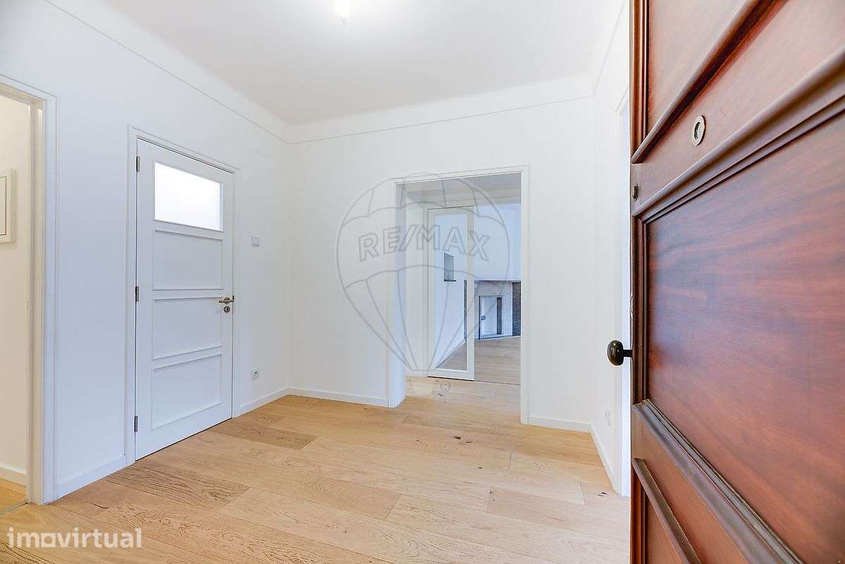 Apartamento T4 para arrendamento - Grande imagem: 2/44