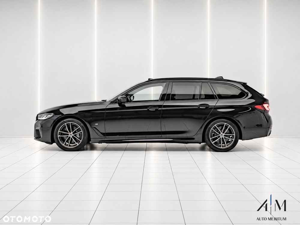 BMW Seria 5 540i xDrive - 7