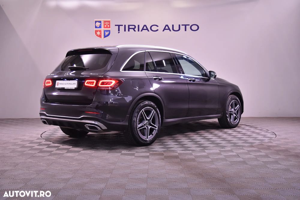 Mercedes-Benz GLC 300 d 4Matic 9G-TRONIC AMG Line - 5
