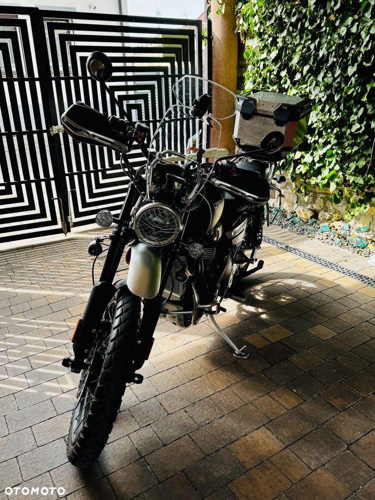 Triumph Scrambler - 8