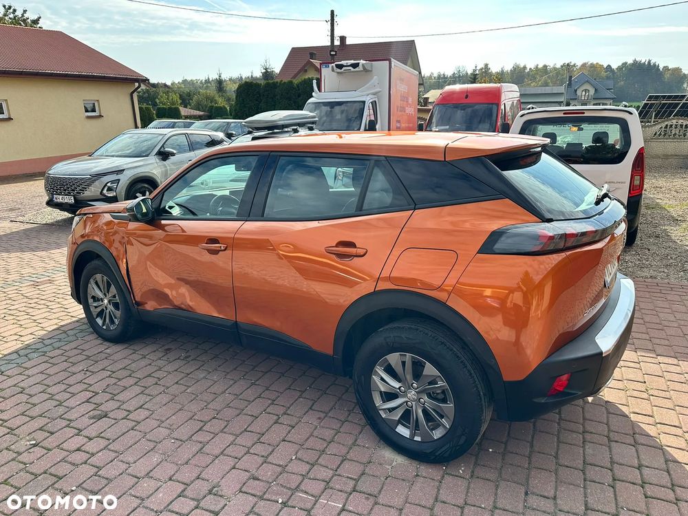 Peugeot 2008 PureTech 130 EAT8 Allure - 13