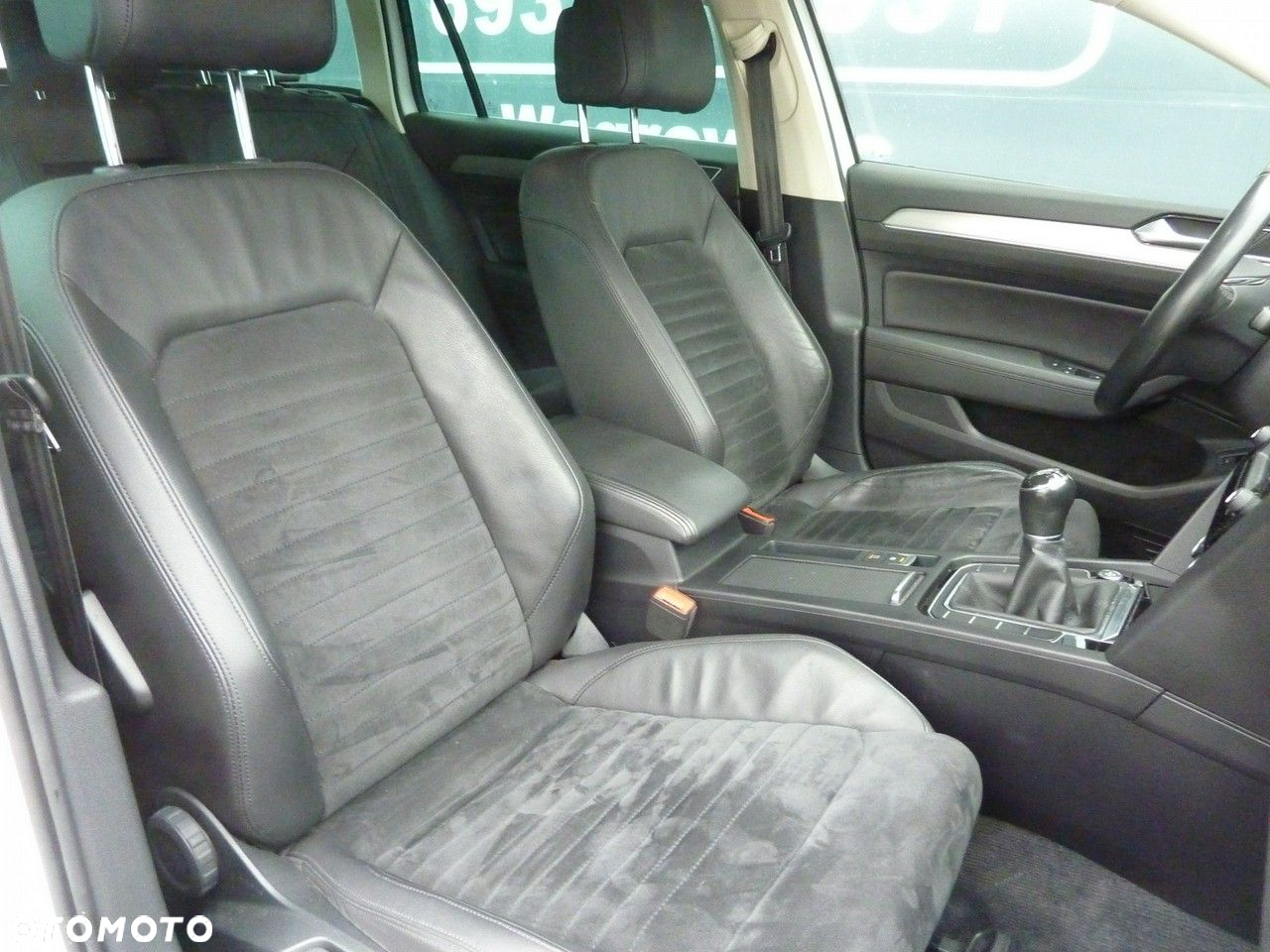 Volkswagen Passat - 17