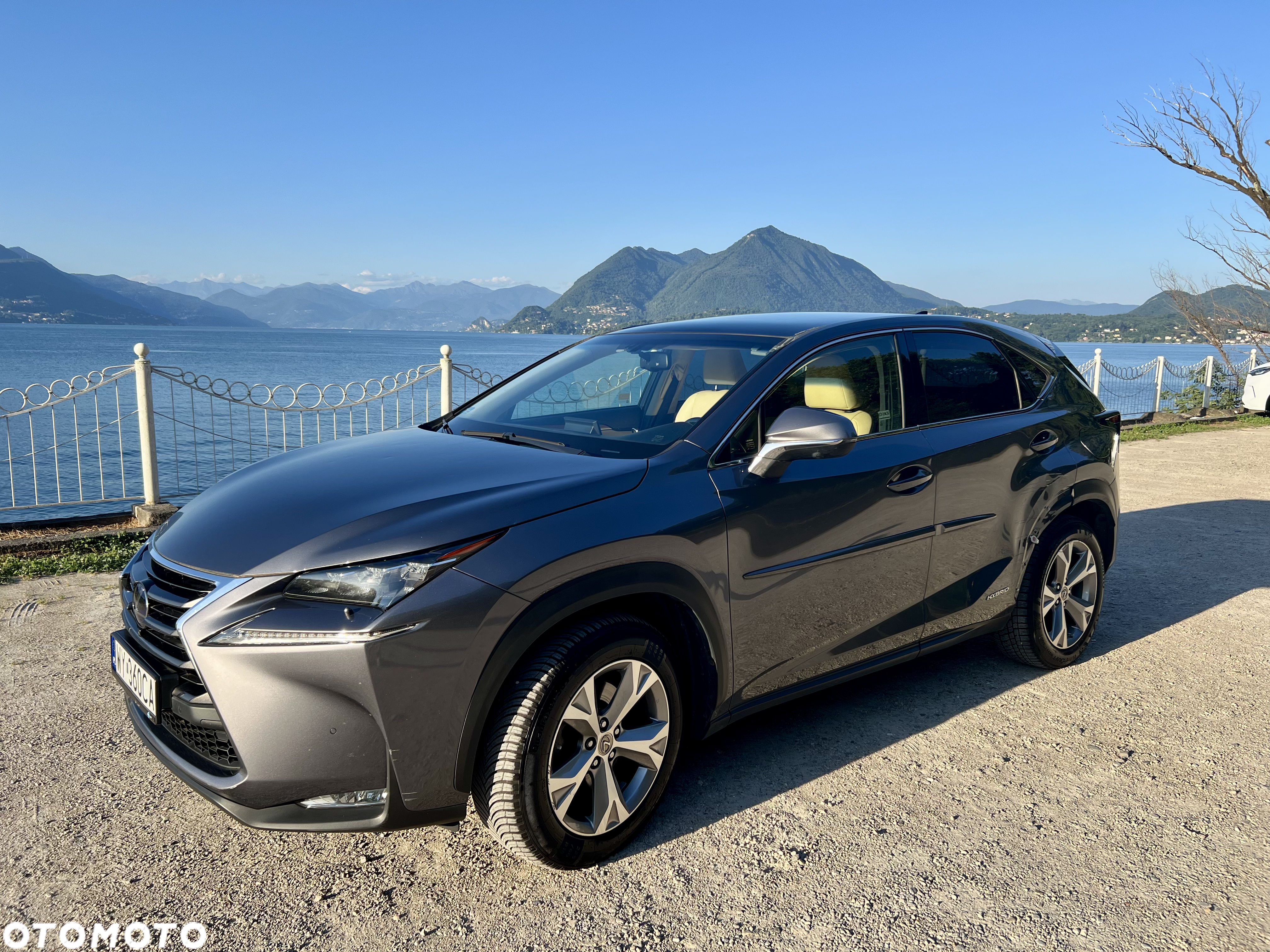 Lexus NX 300h Prestige AWD - 3