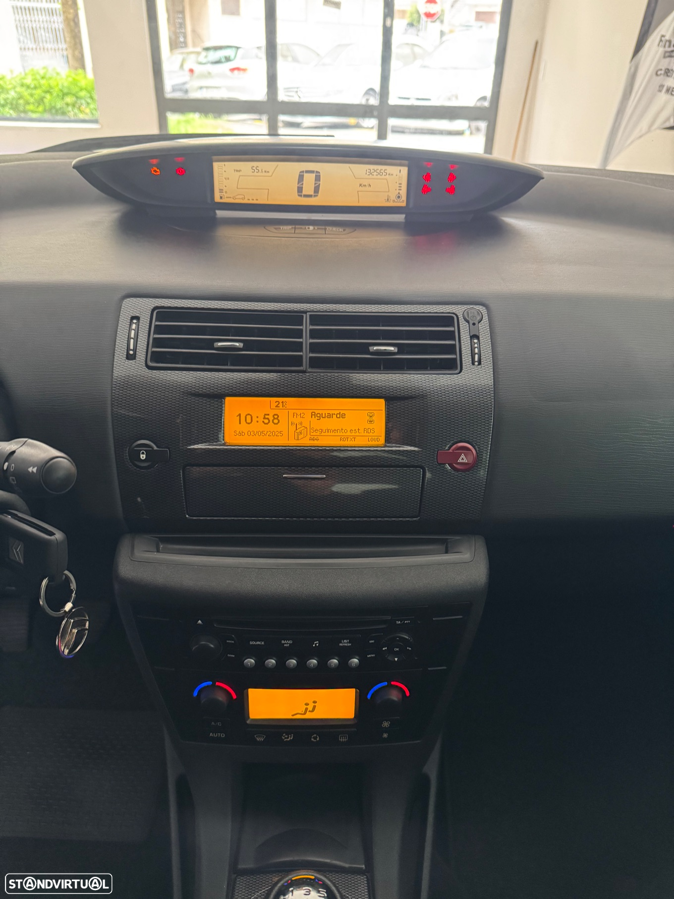 Citroën C4 1.4 16V SX - 22