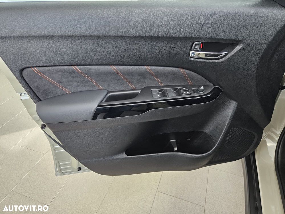 Suzuki Vitara 1.4 Boosterjet 6AT MHEV Spirit - 9