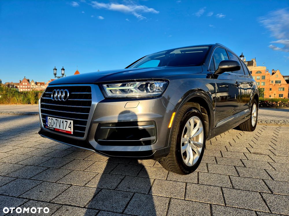 Audi Q7 2017 photo 2