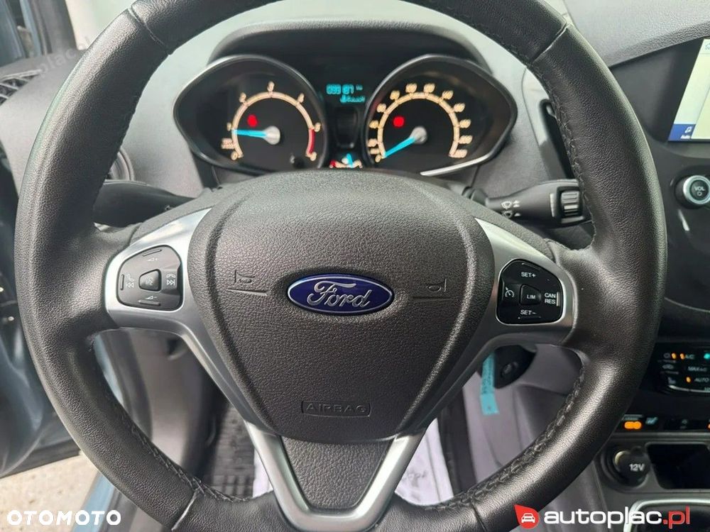 Ford Tourneo Courier - 14