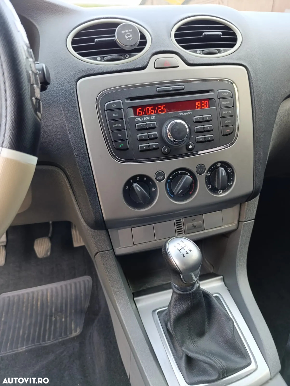 Ford Focus - 6