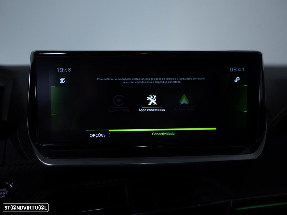 Peugeot 2008 1.2 PureTech GT EAT8 - 28