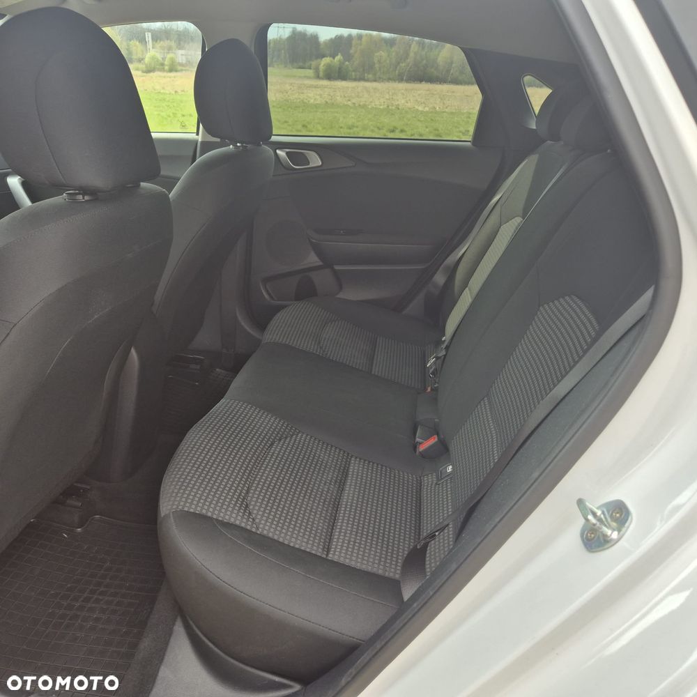 Kia Ceed 1.4 L Business Line - 10