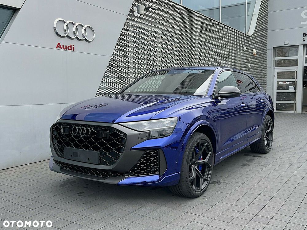 Audi RS Q8 - 10