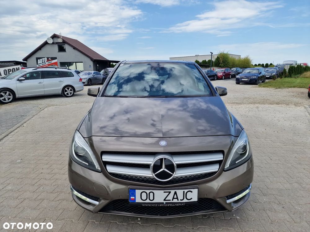 Mercedes-Benz Klasa B 200 CDI (BlueEFFICIENCY) 7G-DCT - 4