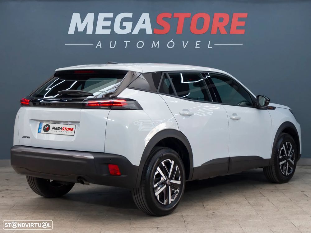 Peugeot 2008 1.2 PureTech Style - 8