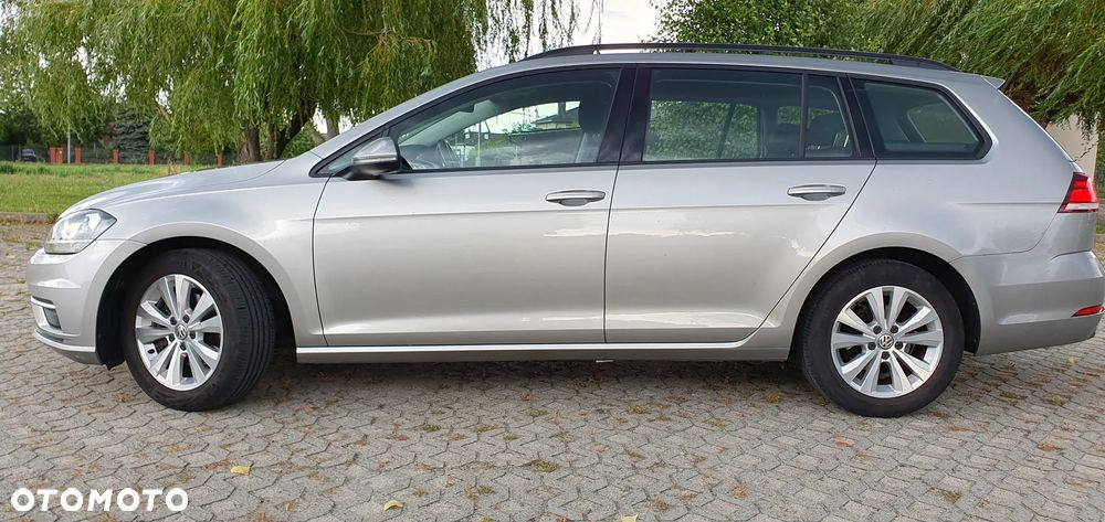 Volkswagen Golf 1.0 TSI BMT Comfortline - 8