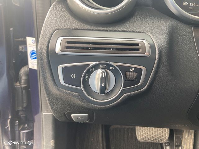 Mercedes-Benz C 300 de T 9G-TRONIC Avantgarde — fotografia 17