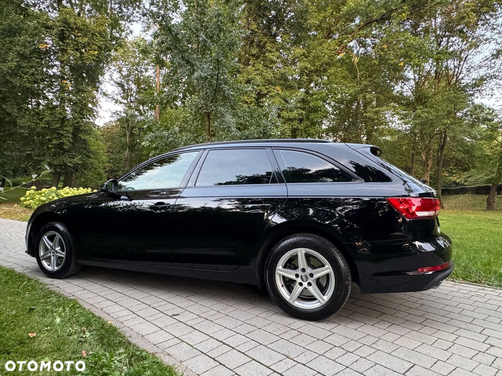Audi A4 Avant 35 TDI S tronic design - 14