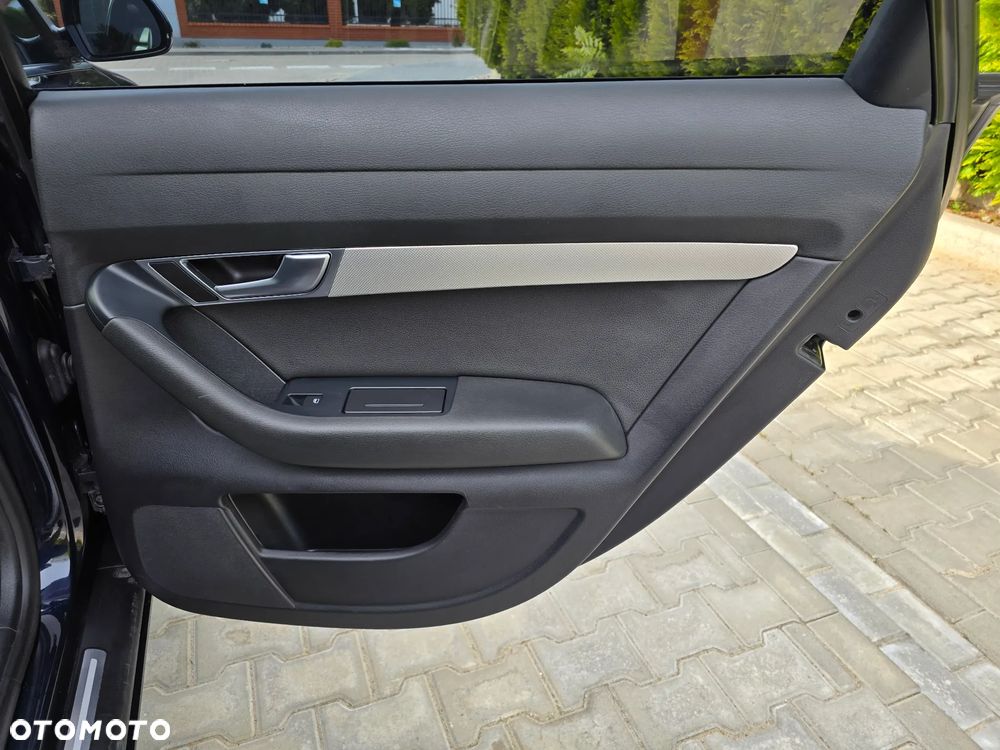 Audi A6 - 24