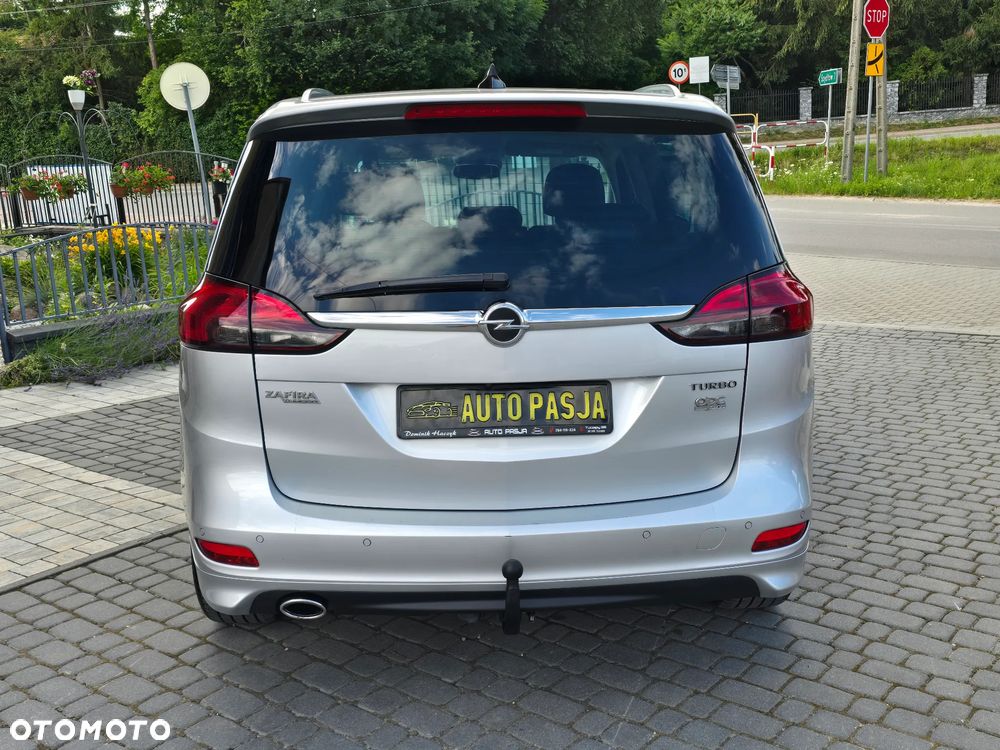 Opel Zafira 1.6 T SIDI Cosmo - 14