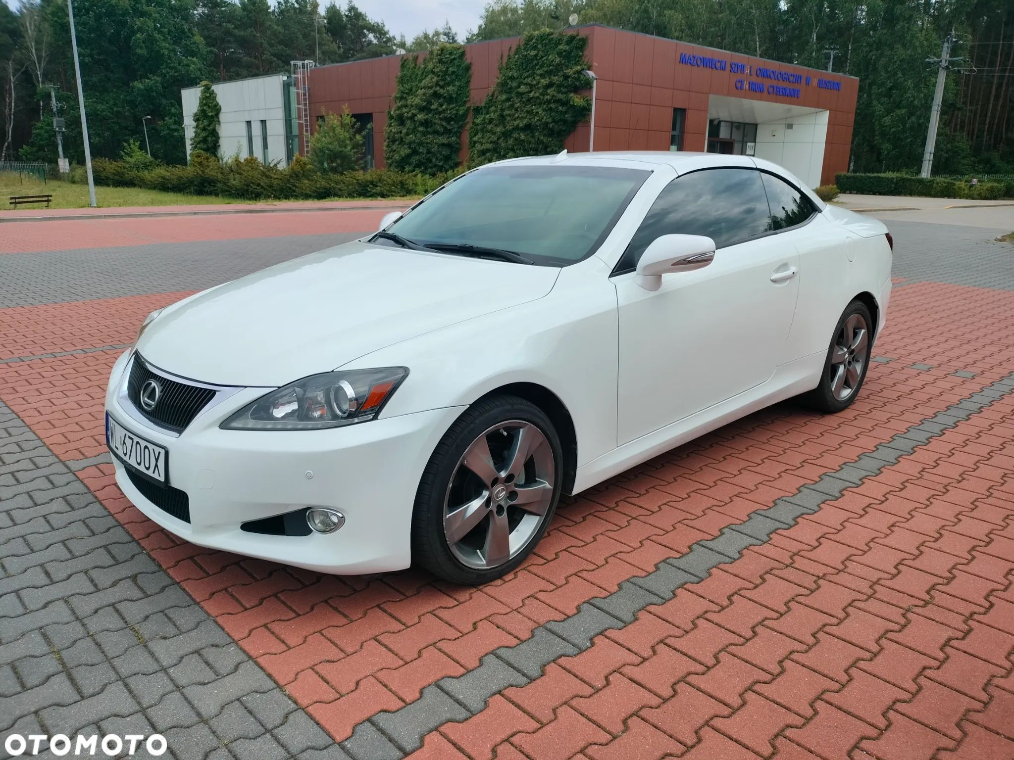 Lexus IS - 1