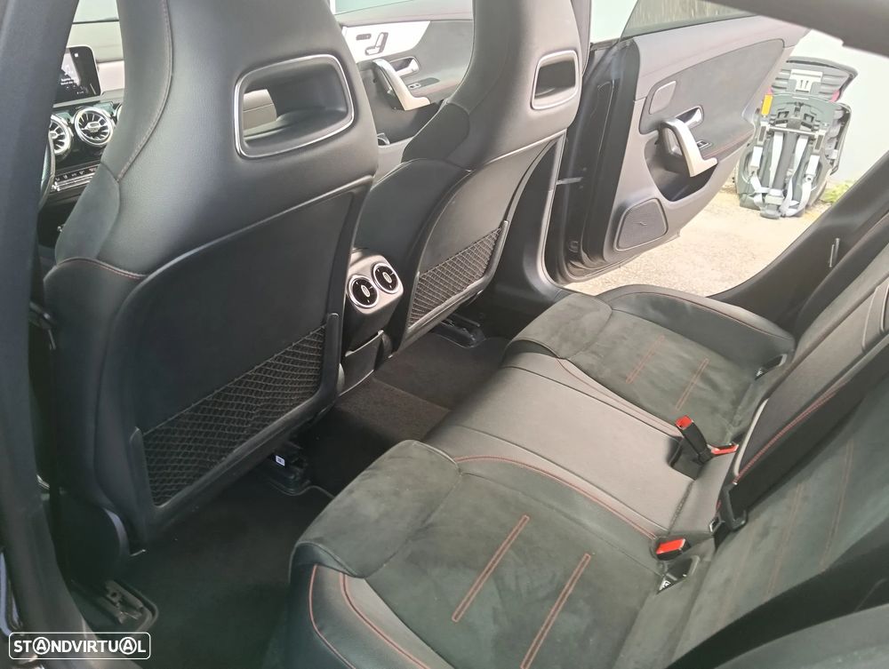 Mercedes-Benz CLA 180 d Shooting Brake AMG Line Aut. - 20
