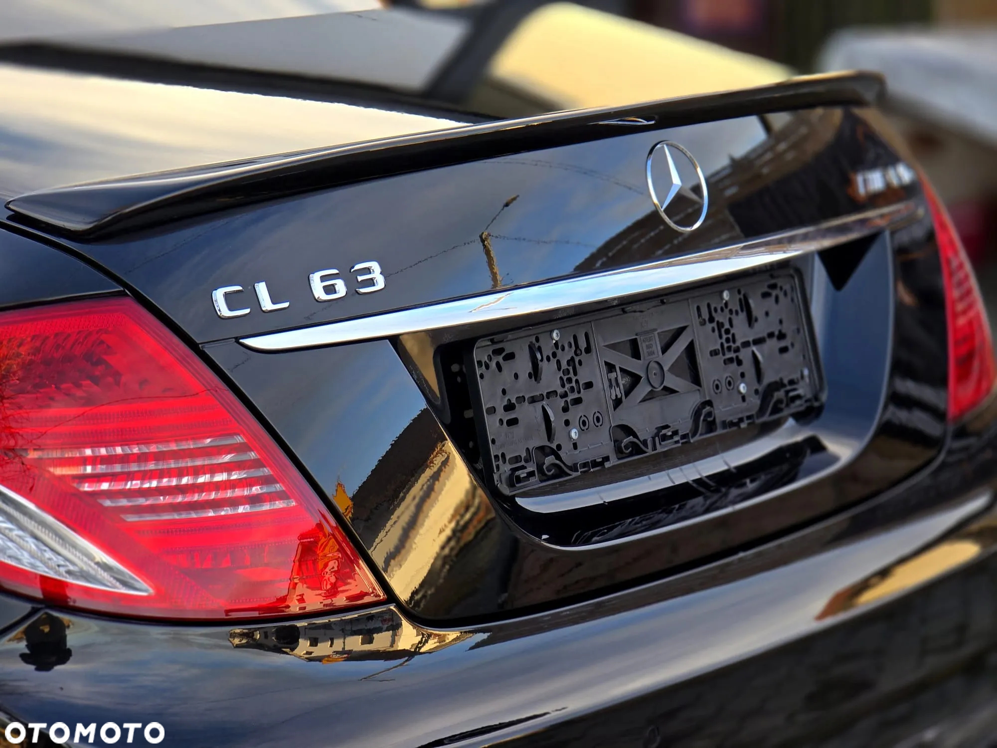 Mercedes-Benz CL 63 AMG 7G-TRONIC - 25