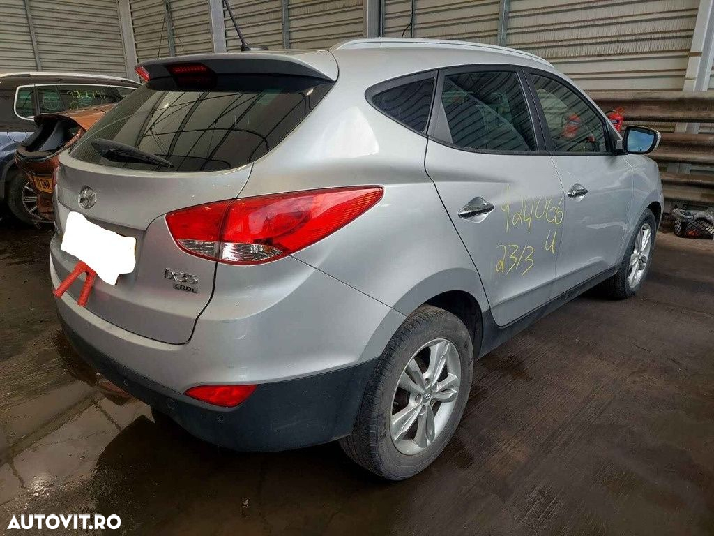 Stopuri Hyundai ix35 2011 SUV 1.7 DOHC - 4