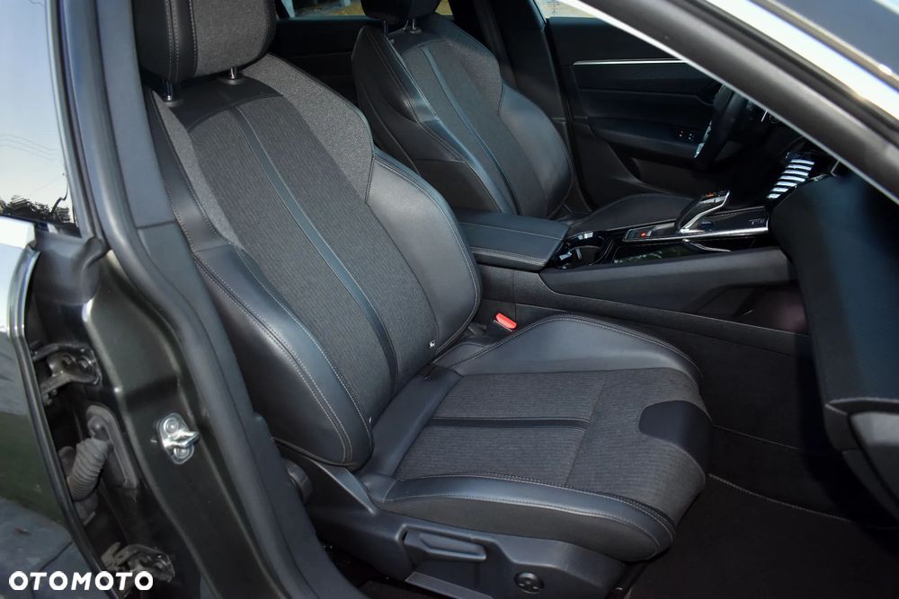Peugeot 508 1.5 BlueHDi Allure S&S EAT8 - 36